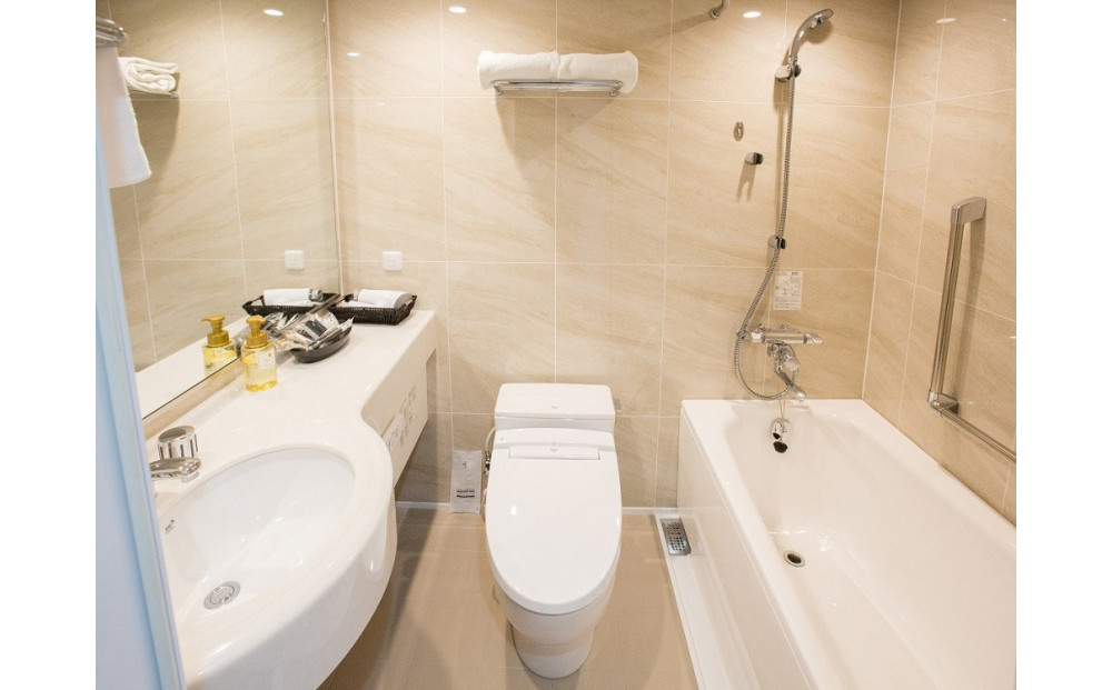 【岡山国際ホテル】平休日1泊朝食付 ペア宿泊券《スタンダードツイン》