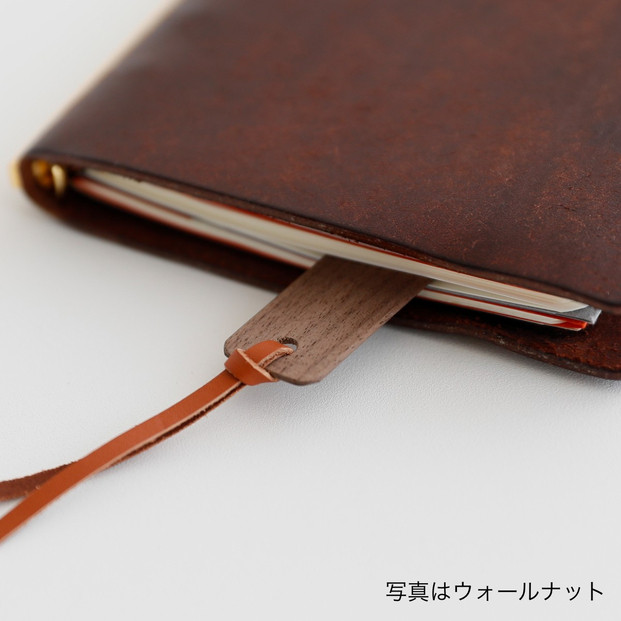 木製しおり スリムタイプ メープル 2本セット おしゃれ スリムタイプ 日本製 栞 本 革 紐 ブックマーカー 高級 シンプル ブック カバー かわいい デザイン 読書 手帳  木 レザー 手作り 文房具 ギフト  ラッピング 就職 誕生日 記念品 母の日 男性 女性 kitoen