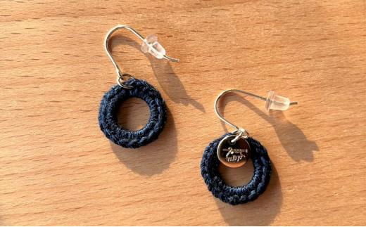 airy indigo ピアス