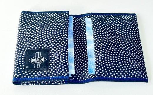 畳べり名刺入れ（サメ柄）