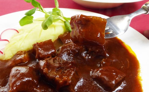 本格ビーフシチュー8個と牛ほほ肉の赤ワイン煮8個のセット
