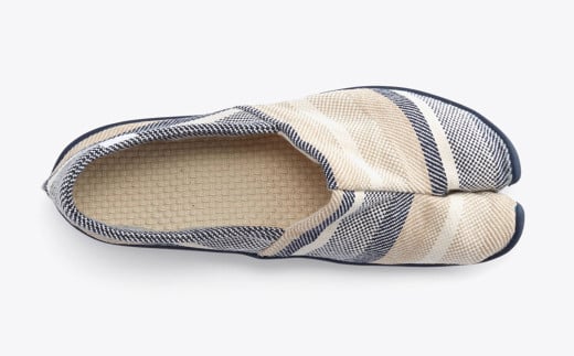 足袋型シューズ『たびりら』カラー：海【27.0cm】【倉敷市産 国産 靴 くつ シューズ 足袋型コンフォートシューズ 足袋シューズ 足袋 軽い 綿100％ 岡山県 倉敷市 おすすめ 人気】