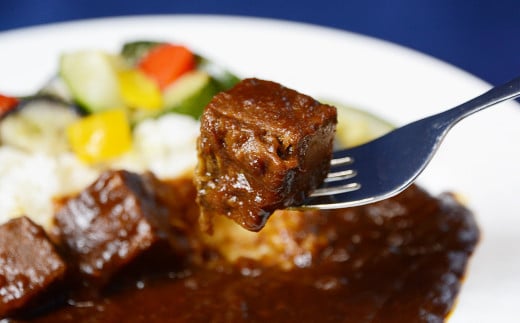 カレー食べ比べセット （黒ビーフカレー 3個・キーマカレー 3個）【カレー ビーフカレー キーマカレー スパイシー 冷凍 冷凍食品 セット商品 岡山県 倉敷市 おすすめ 人気】