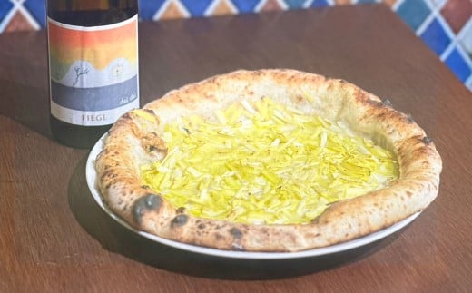 冷凍手作り「黄ニラ」ピザ