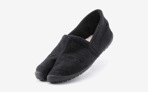 足袋型シューズ『たびりら』カラー：烏城【24.0cm】【倉敷市産 国産 靴 くつ シューズ 足袋型コンフォートシューズ 足袋シューズ 足袋 軽い 綿100％ 岡山県 倉敷市 おすすめ 人気】