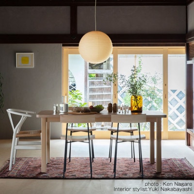 横につながるダイニングチェア　TSUYAMA FURNITURE