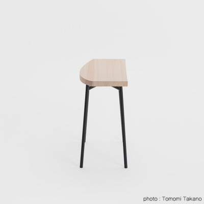 横につながるスツール　TSUYAMA FURNITURE