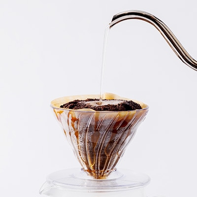 濃厚な甘味と香ばしい珈琲200g豆とコーヒーの焙煎機で煎ったアーモンド90g