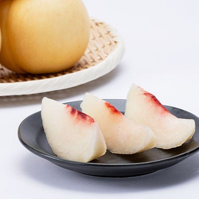 【2025年9月上旬より順次発送予定】しっかりした果肉と果汁たっぷりの岡山の白桃・恵白(1.5kg)【配送不可地域：離島】