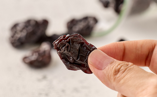 業務用ピオーネレーズン　1キロ