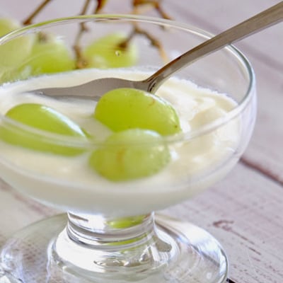 【2025年お届け】岡山県産 シャインマスカット  約1.2kg(2房)【配送不可地域：離島】