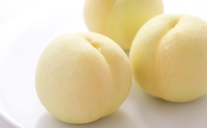 桃 ぶどう 2026年 先行予約 果物 味比べ三昧 岡山 白桃 4玉 等級：ロイヤル（1玉220g以上） シャイン マスカット 晴王 1房 580g以上 ニュー ピオーネ 1房 580g以上 詰合せ 岡山県産 国産 フルーツ ギフト