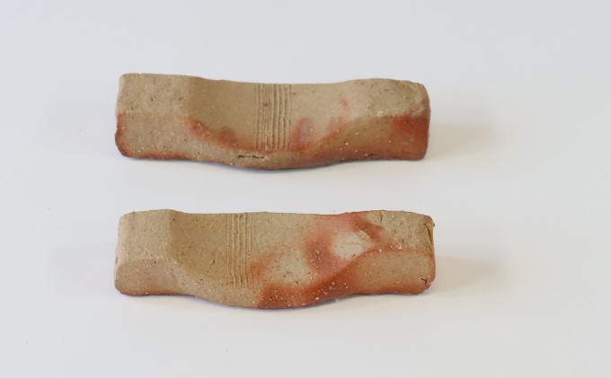 【東児の花窯】備前焼　めだか鉢　ベージュ　緋襷（ひだすき）