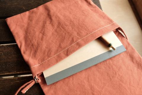 SIRUHA　パラフィン帆布製サコッシュ《45日以内に出荷予定(土日祝除く)》---S-11---