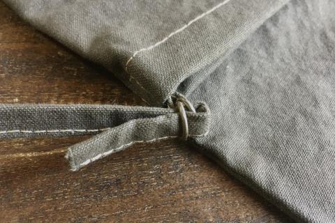 SIRUHA　パラフィン帆布製サコッシュ《45日以内に出荷予定(土日祝除く)》---S-11---