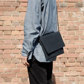 SIRUHA　パラフィン帆布製サコッシュ《45日以内に出荷予定(土日祝除く)》---S-11---