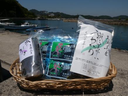 笠岡諸島からの贈り物「瀬戸の島のり(まろやか)」&季節の商品 Cセット---B-100---