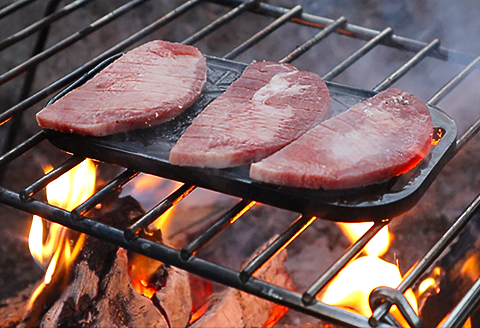 43-01ワイのボッケェ鉄板 ソロキャンプ用 グリルプレート