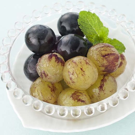 ニューピオーネ 2房(1房480g以上)【2026年8月下旬～10月上旬発送予定】