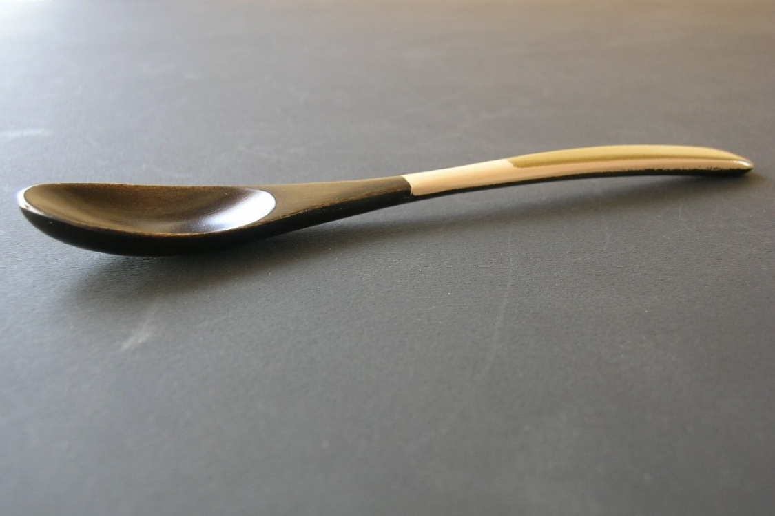 【漆工芸・黄薇彫】漆塗りティースプーン／黒・ブロンズ色006-021