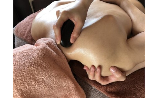 ホットストーン＆ロミロミフルボディトリートメント100分054-002