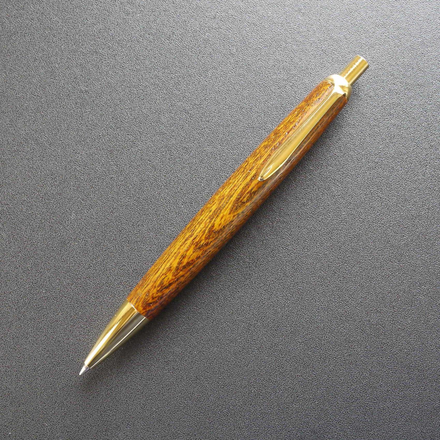 【漆工芸・黄薇彫】木軸・漆塗りボールペン／ケヤキ・拭き漆020-020