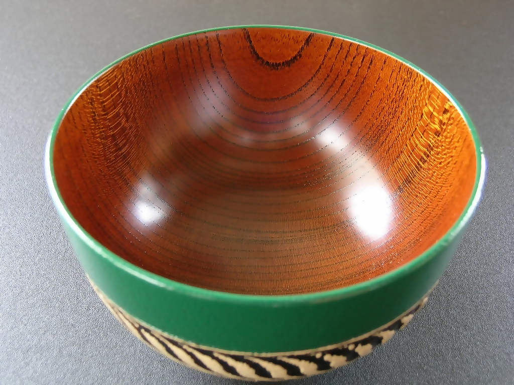 【漆工芸・黄薇彫】ケヤキ・汁椀（乱線文様）／緑030-033