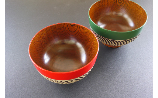 【漆工芸・黄薇彫】ケヤキ・汁椀（乱線文様）／赤・緑ペア055-001
