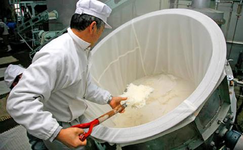 日本酒 大吟醸 大典白菊 斗瓶採りしずく酒（720ml×1本）