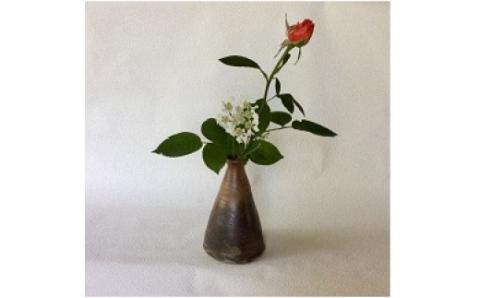 備前焼　細口一輪挿し（登り窯焼成）