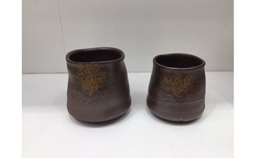 【天満屋選定品】休日と平日の焼酎カップペア 【 備前焼 胡麻焼 伝統工芸品  0014-I-044 】