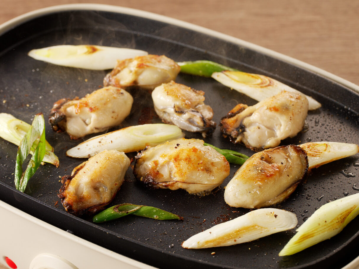 牡蠣冷凍むき身1kg＋牡蠣ご飯の素（昆布醤油味） 備前市 国産 冷凍牡蠣 牡蠣ご飯 