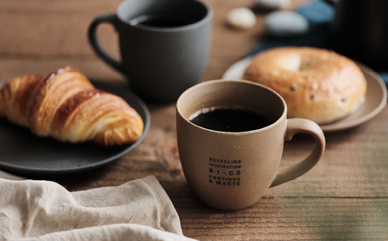 GOOD MORNING　マグカップ200＆プレートセット2組(naturalロゴ・gray）【 再生素材 地球にやさしいマグカップ プレート ペア セット 】 naturalロゴあり ＋ gray ペア　プレートセット