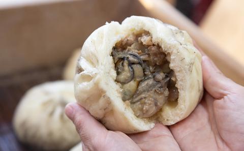牡蠣まん 6個入り（1個約150g）瀬戸内海虫明湾産の牡蠣使用 Steam Kitchen DAIKU 第9