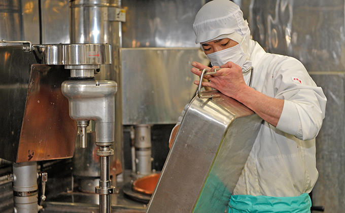 敷島堂　お菓子券　4,500相当分（500円券×9枚）
