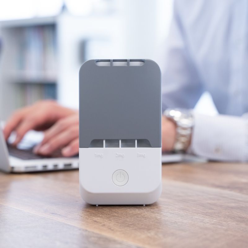 オゾン 除菌 消臭器 ［ 快適 マイエアー ］  家電 日用品 除菌 消臭 防水 壁掛け