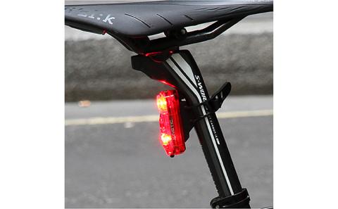 自転車用 ライト ブレーキ モード 搭載 ［ SYNC KINETIC ］ キャットアイ 自転車 日用品