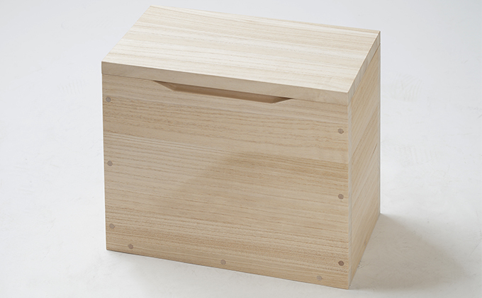 山陽総業株式会社 桐製 米びつ 10kgサイズ【配達不可：北海道・沖縄・離島】