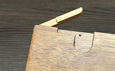 木 の 名刺入れ （ウォールナット/ビーチ） bolly木工房 木材 ビジネスシーン 工芸品 雑貨 日用品