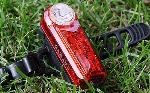 自転車用 ライト ブレーキ モード 搭載 ［ SYNC KINETIC ］ キャットアイ 自転車 日用品