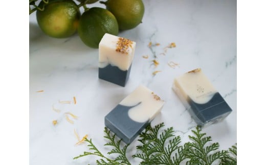 【 マツリカサボン 】 オーガニック石けん （ひのきベルガモット） 75g 1個 ご自宅用 / オーガニック 生せっけん 自然素材 石鹸 岡山 真庭 蒜山 肌にやさしい こだわり 手作り 無添加 洗顔 MATSURIKA SAVON 【savon020-01】