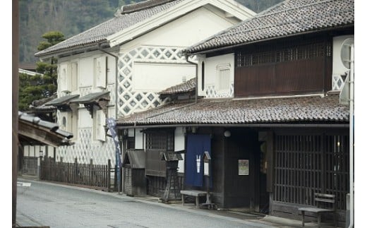 【岡山の酒】 雄町米の定番 純米大吟醸「馨」と純米「美作」 計2本のセット / 御前酒 辻本店 真庭 日本酒 純米 大吟醸 地酒 馨 美作 老舗 【thtn004-01】
