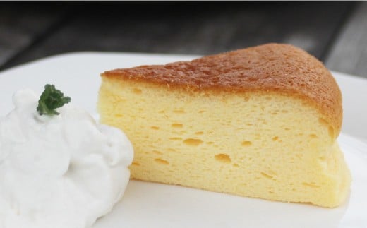 蒜山高原チーズケーキ（スフレ） / 岡山県 蒜山 真庭 蒜山ジャージー牛乳 チーズケーキ ケーキ スフレ クリームチーズ お土産 手土産 贈り物 プレゼント 【配送不可地域：北海道／沖縄県／離島】【nitta02】【jujiya037】