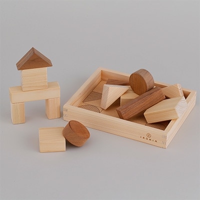 IKONIH TOY 積み木