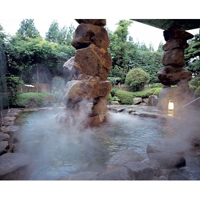 湯郷温泉　湯郷グランドホテル　一泊二食付ペア宿泊券　(平日限定・夕食は地元特選牛なぎビーフ会席料理)