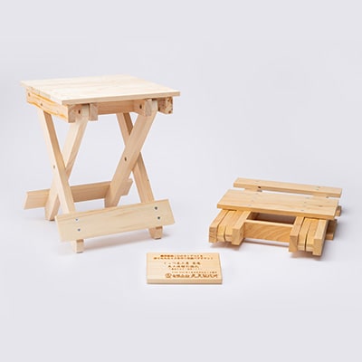 美作産桧(ひのき)でつくる　折りたたみイス手作り体験ペアチケット