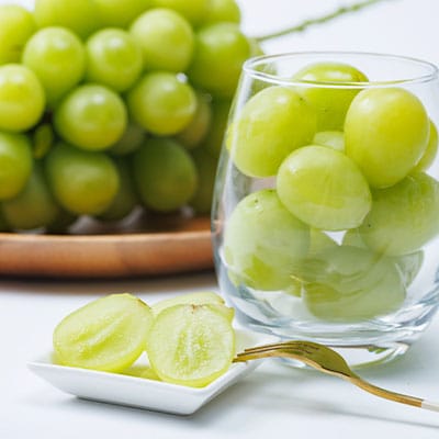 2026年先行受付　美作市産シャインマスカット3～4房　2kg以上【配送不可地域：離島・北海道・沖縄県】