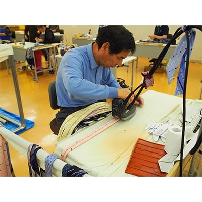 クラバットユキジ製ネクタイ(ネイビー・花柄)