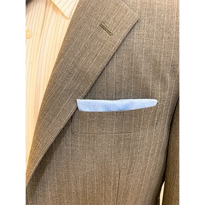 クラバットユキジ製　デニムポケットチーフ(ホリゾンブルー)