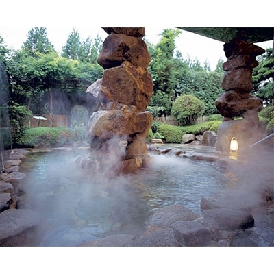 湯郷グランドホテル不動の1番人気!　1泊2食付ペア宿泊券(休前日限定・夕食はステーキ会席)　